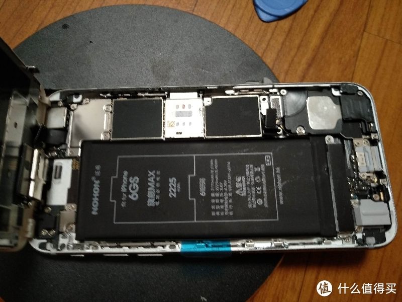 苹果手机6电池怎么拆开苹果6plus电池怎么拆下来-第2张图片-太平洋在线下载